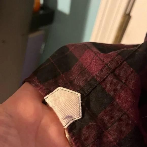 Lacoste Men's Maroon and Black Plaid Button Shirt Size Large - Picture 5 of 12